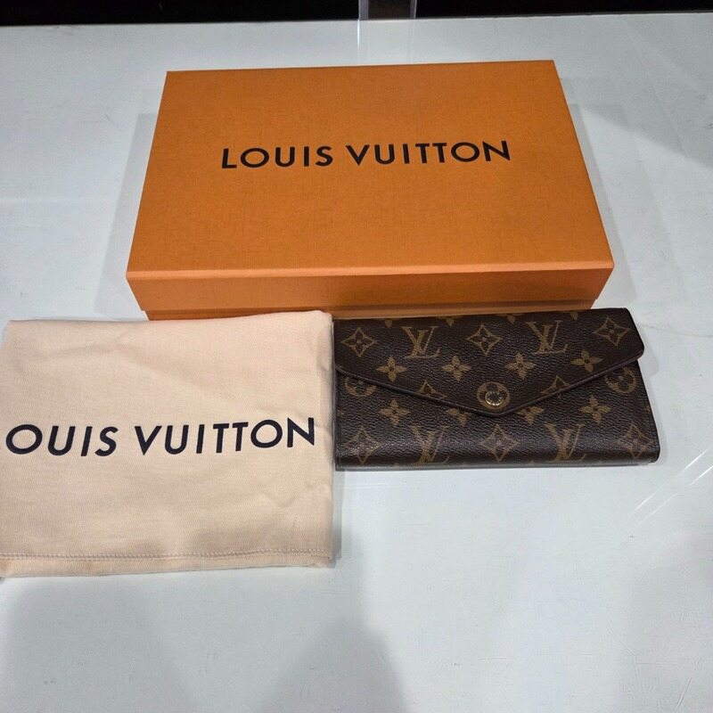 루이비통 장지갑 사라월릿 - Louis Vuitton