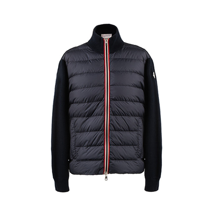 [로로모다] 몽클레어 로고 패치 삼선 남성 니트 자켓 / 9B00006-M1367-779 - Moncler