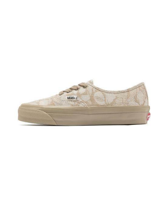 24FW 반스 스니커즈 VN000CW2Y2B1 DOM - Vans