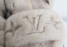 루이비통 LV 선셋 시어링 플랫 컴포트 뮬 샌들 37(240) 썸네일 4
