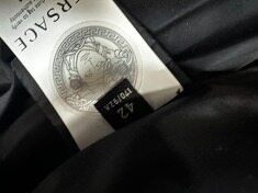 베르사체 바로코 패턴 금장 버튼 패딩 자켓 ( 크롭 오버핏 )  썸네일 4