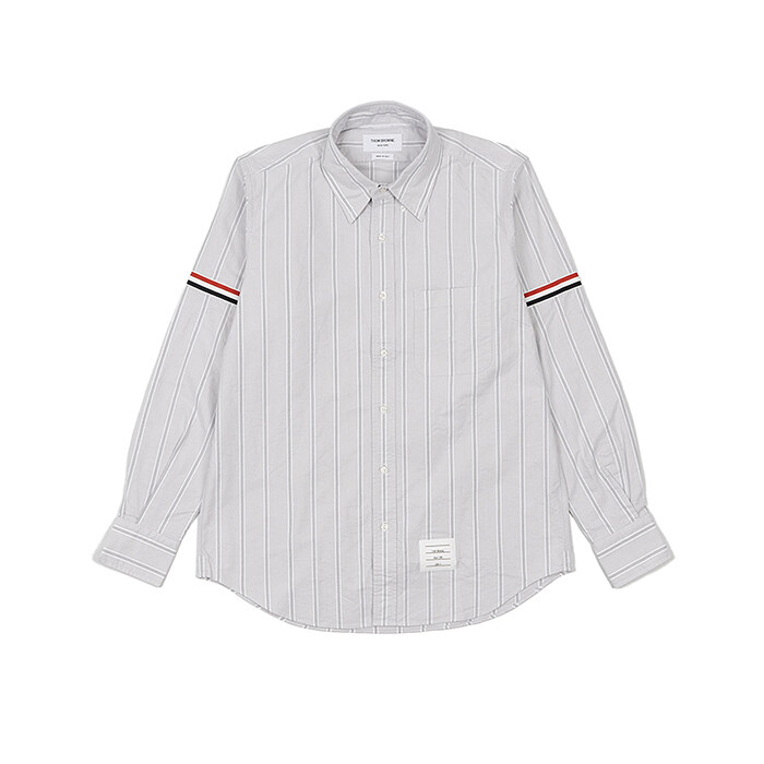 [로로모다] 톰브라운 스트라이프 암밴드 옥스포드 남성 셔츠 / MWL301O-07720-035 - Thom Browne