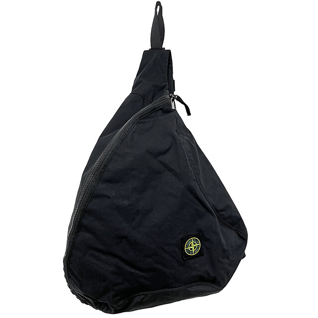 더팩토리 25FW 스톤아일랜드 로고 패치 케이스 텔라 슬링백 (K2S159200020 S0257 V0029) - Stone Island
