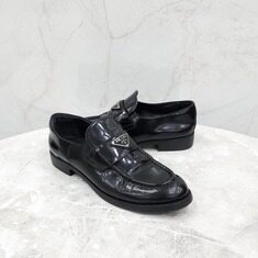 [럭스유] 40 / 프라다 초콜릿 브러시드 가죽 로퍼 1D329N 썸네일 2