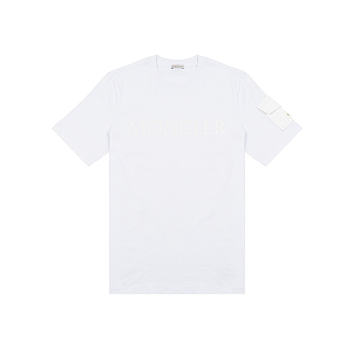 [로로모다] 몽클레어 플록 로고패치 남성 반팔티셔츠 / 8C00054-8390T-001 - Moncler