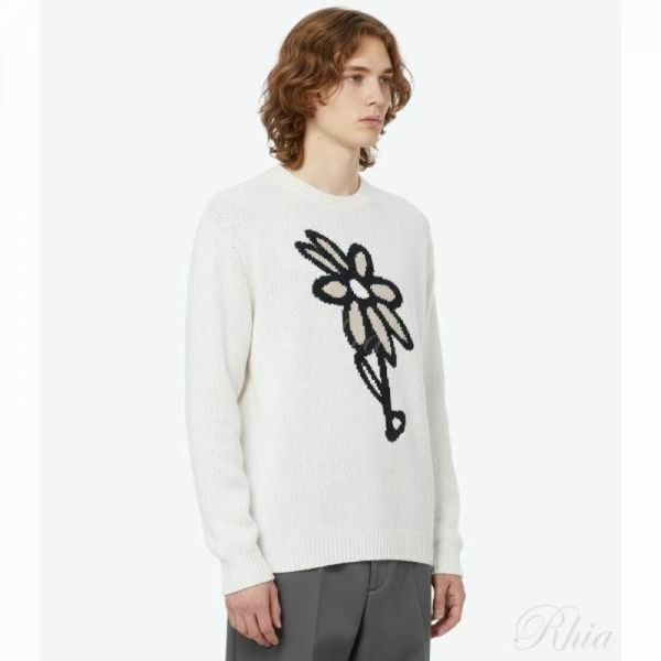메종키츠네 앱스트랙트 데이지 인타르시아 점퍼 OM00811KT1138 P100 - Maison Kitsune