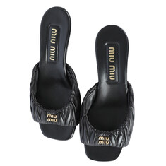 미우미우 24FW 마틀라세 로고 샌들 블랙 5XX650 88T F0002 썸네일 3