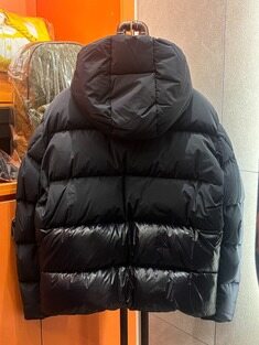 몽클레어 지니어스 ACHILL 패딩 블랙 2(100) 썸네일 1