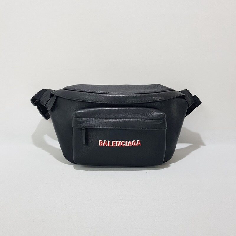 발렌시아가 3D 로고 레더 벨트백 552375 - Balenciaga