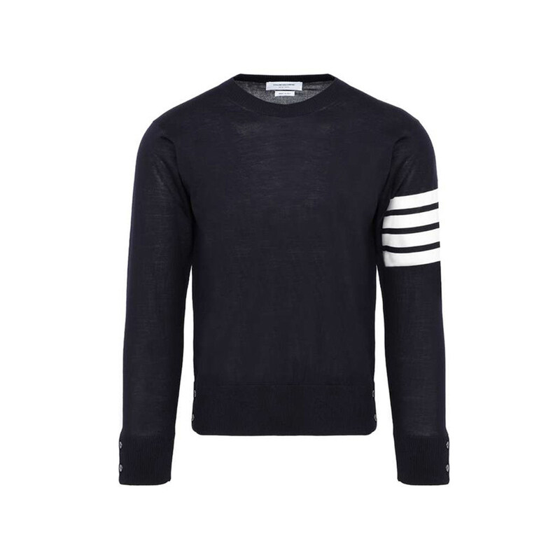 톰브라운 26SS 사선완장 클래식 크루넥 풀오버 니트 네이비 MKA002A Y1014 415 - Thom Browne