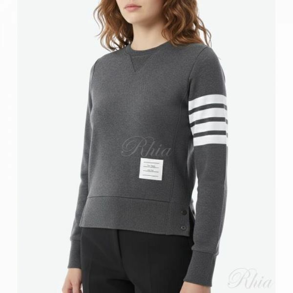 톰브라운 26SS 클래식 루프백 4 바 스웨트셔츠 FJT002A 00535 025 - Thom Browne