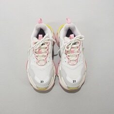 발렌시아가 트리플S 스니커즈 524039 썸네일 4