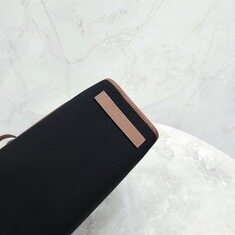 [럭스유] 버버리 블랙 프레야 토트백 8057600 썸네일 5