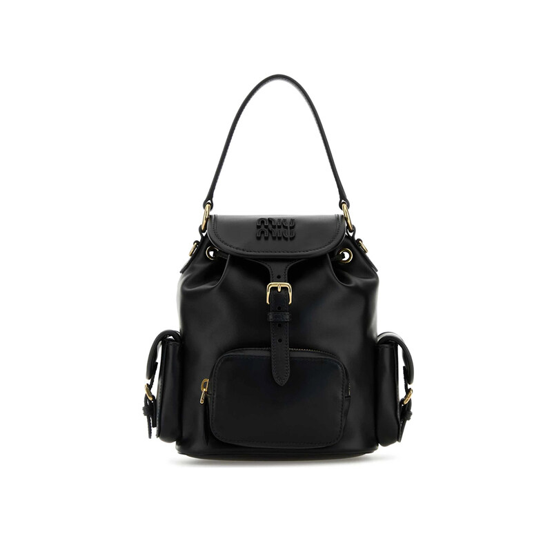 미우미우 26SS 시그니처 로고 멀티 포켓 백팩 블랙 5BZ043 2CRW F0002 - Miu Miu
