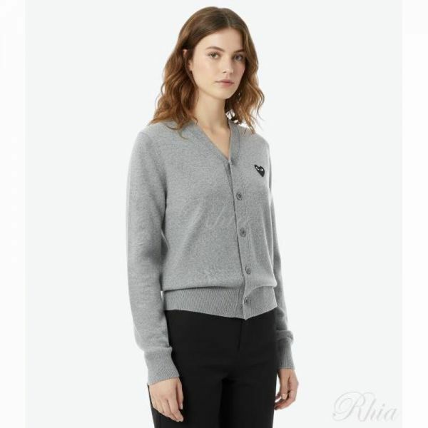 꼼데가르송 26SS 블랙하트 와펜 울 가디건 AX N024 051 2 AZ P1N024 - Comme des Garcons