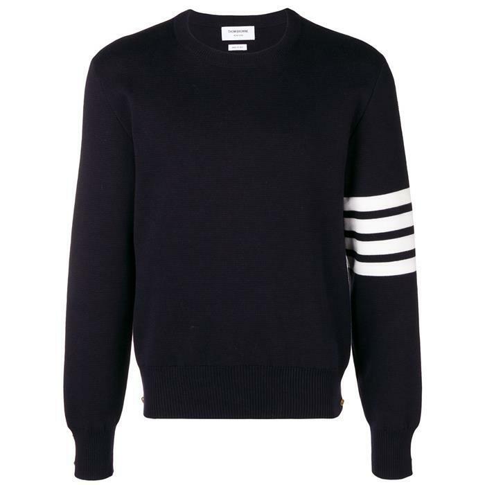 [밀라코/발송] 톰브라운  남성 4선 밀라노스티치 라운드넥 니트 MKA202A 00219 415 - Thom Browne