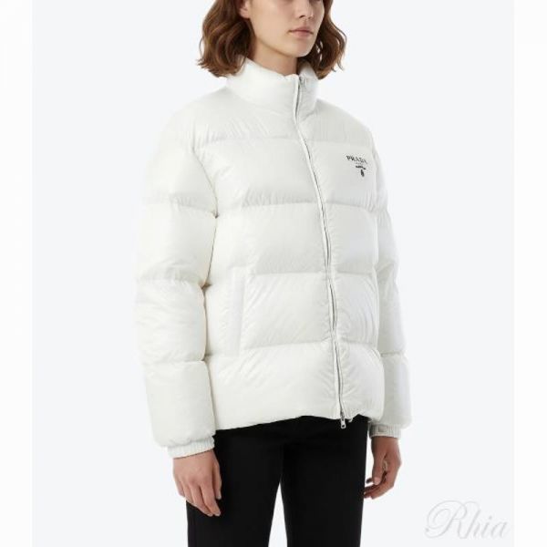 프라다 나일론 로고 패딩 292065 11A9 F0009 - Prada