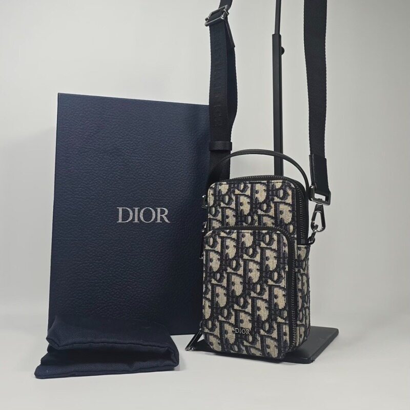 디올 오블리크 마이크로 라이더 파우치 크로스백 - Christian Dior