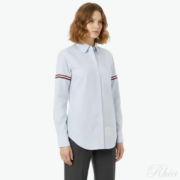 톰브라운 26SS 클래식 스트라이프 옥스포드 암밴드 라운드 칼라 셔츠 FLL019E 00098 480 - Thom Browne