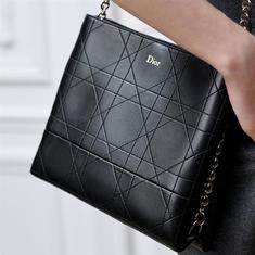 디올 Dior Trianon 체인 백 M0719OSQM_M900 썸네일 2