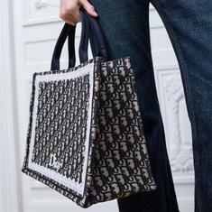 디올 Dior Book Tote 미디엄 스트랩 백 M1354PEHT_M928 썸네일 6