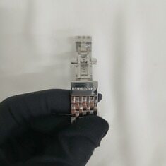 중고 버버리 여성손목시계 메탈 쿼츠 여자시계 명품감정서 JS251223-06 썸네일 4