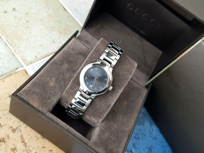 구찌 8900L 여성 시계 - Gucci
