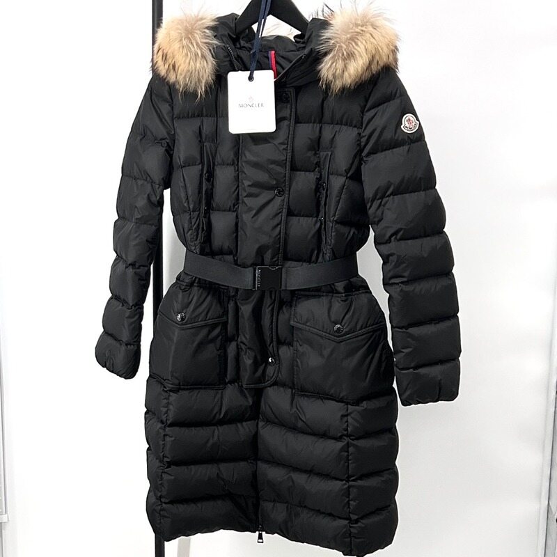 [1사이즈] 몽클레어 클로에 라쿤 퍼 여성 롱패딩 블랙 - Moncler