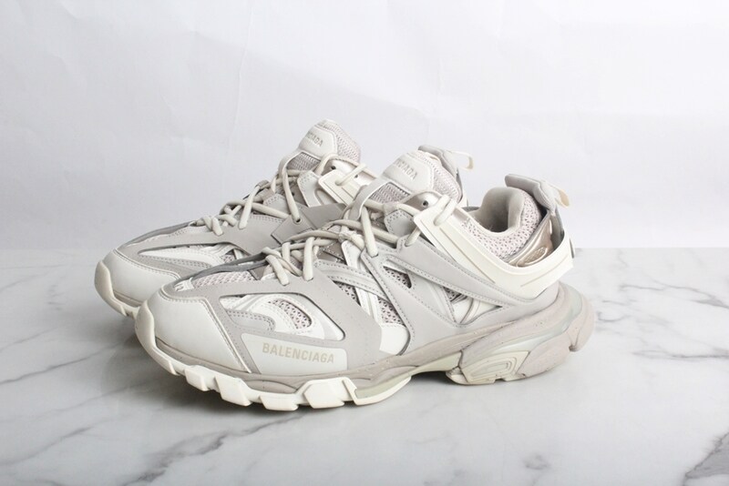 발렌시아가 트랙슈즈 화이트/그레이 43 (275-280) - Balenciaga
