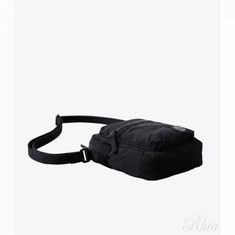 스톤아일랜드 26SS 9200015 클로드 나일론 메탈 인 에코닐® 파우치 백 L1S15 S0251 V0029 코티드 에코닐 썸네일 1