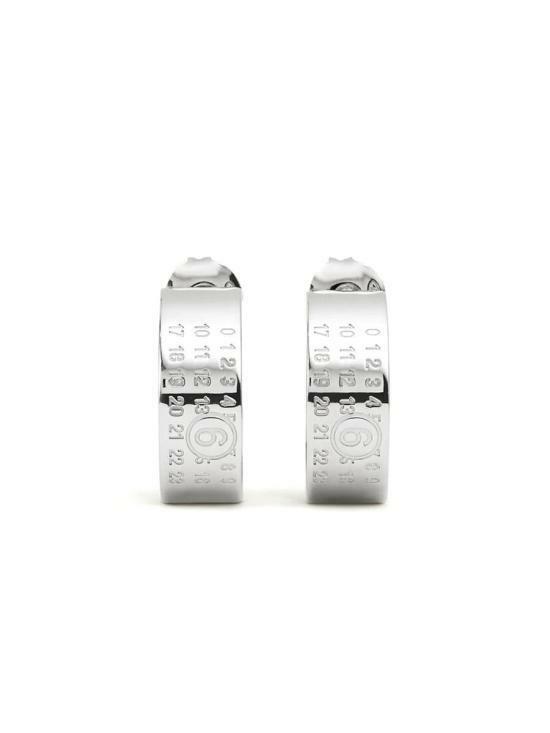 26SS MM6 메종마르지엘라 미니멀 로고 이어링 SM7VG0056SV0310951 - MM6