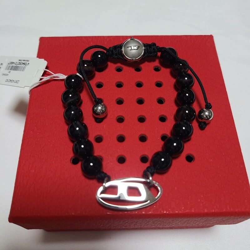 디젤 마노 비즈 팔찌 오벌 디 로고 브레이슬릿 블랙 DX1434 - Diesel
