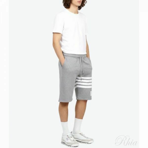 톰브라운 26SS 클래식 루프백 4 바 스웨트쇼츠 MJQ012H 00535 068 - Thom Browne