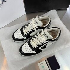 프라다 다운타운 화이트 블랙 레더 스니커즈 썸네일 1