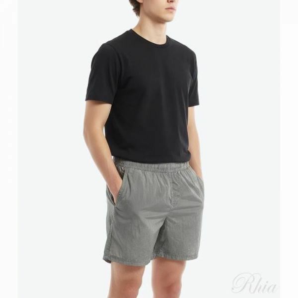 스톤아일랜드 26SS B100004 나일론 메탈 인 에코닐® 쇼츠 L1S15 S0043 V0061 에코닐 - Stone Island