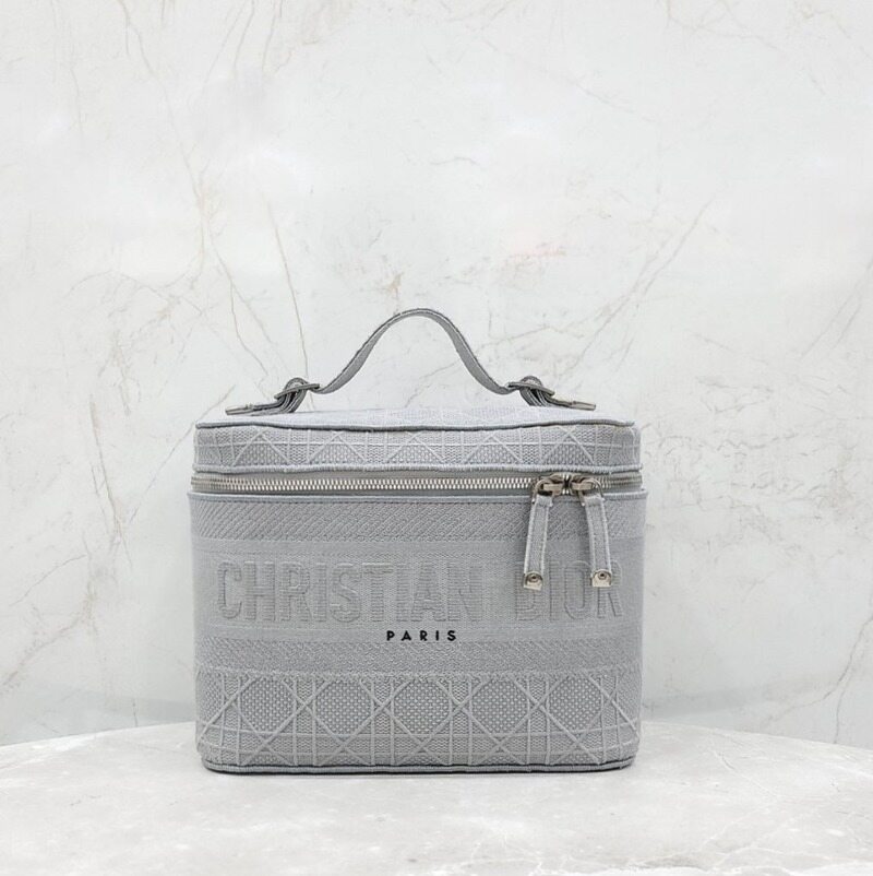 [럭스유] 디올 그레이 까나쥬 트래블 베니티 S5480VREY - Christian Dior