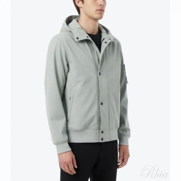 스톤아일랜드 26SS 4100118 라이트 소프트 쉘 자켓 L1S15 S0A22 V0055 - Stone Island