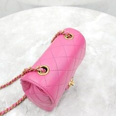 [럭스유] 샤넬 핑크 클래식 미니 체인 플랩백 내장칩 썸네일 4