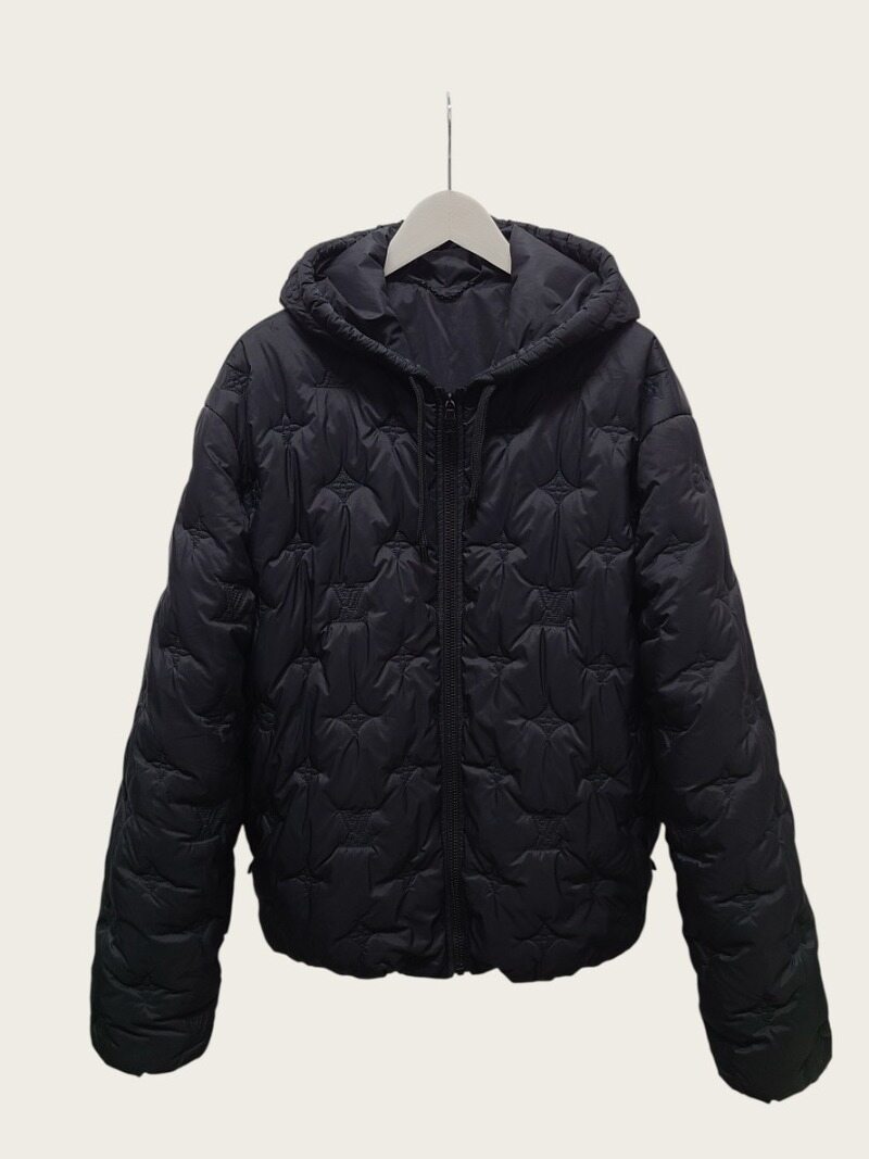 [중고명품/루이스잇] 52 / 루이비통 블랙 모노그램 패디드 후디드 블루종 - Louis Vuitton