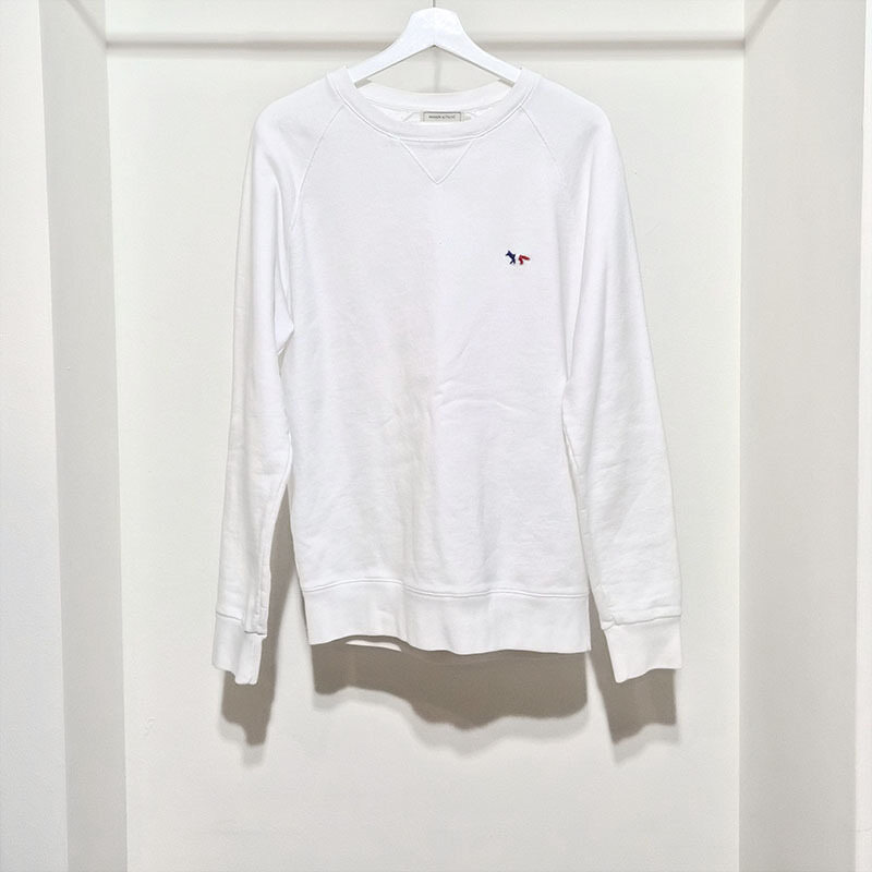 메종 키츠네 트라이컬러 폭스 패치 맨투맨 L134326 - Maison Kitsune