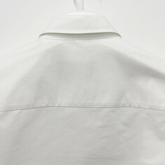 더팩토리 26SS 아미 하트 로고 버튼 다운 코튼 옥스포드 셔츠 / 내추럴 화이트 (HSH763 CO0031 168) 썸네일 4