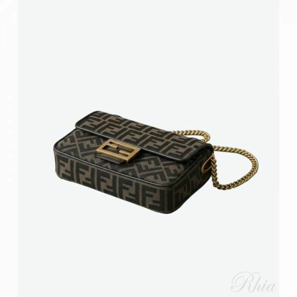 펜디 26SS 바케트 체인 미디 패브릭 백 8BR793 AKBZ F1EM3 바게트 - Fendi