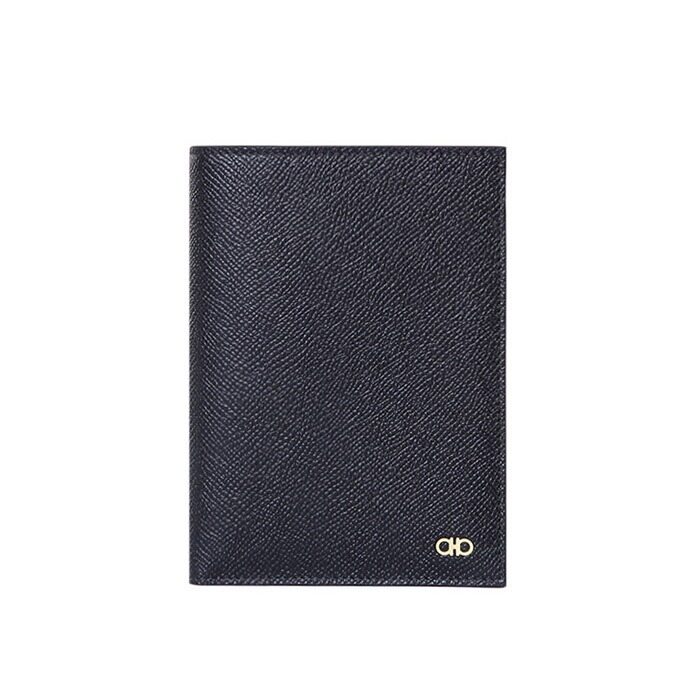 페라가모 금장 간치니로고 페블래더 여권지갑 블랙/66-1563 0779717 - Salvatore Ferragamo