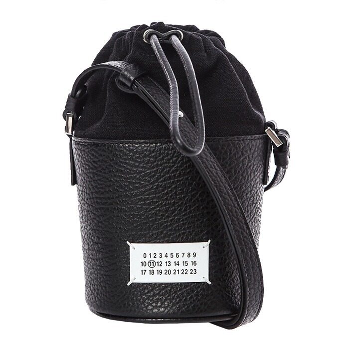 마르지엘라 라벨탭 래더스트랩 마이크로 버킷백/S56WG0164 P4348 T8013 - Maison Margiela