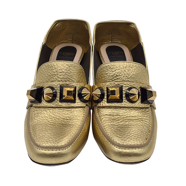 펜디 골드 스터드 로퍼 펌프스 22426093 - Fendi