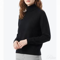셀린느 트리오페 터틀넥 스웨터 2ADHI977V 38NO 트리옹프 썸네일 1