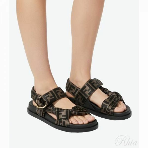 펜디 26SS 필 샌들 8X8772 AE7S F0R7V - Fendi