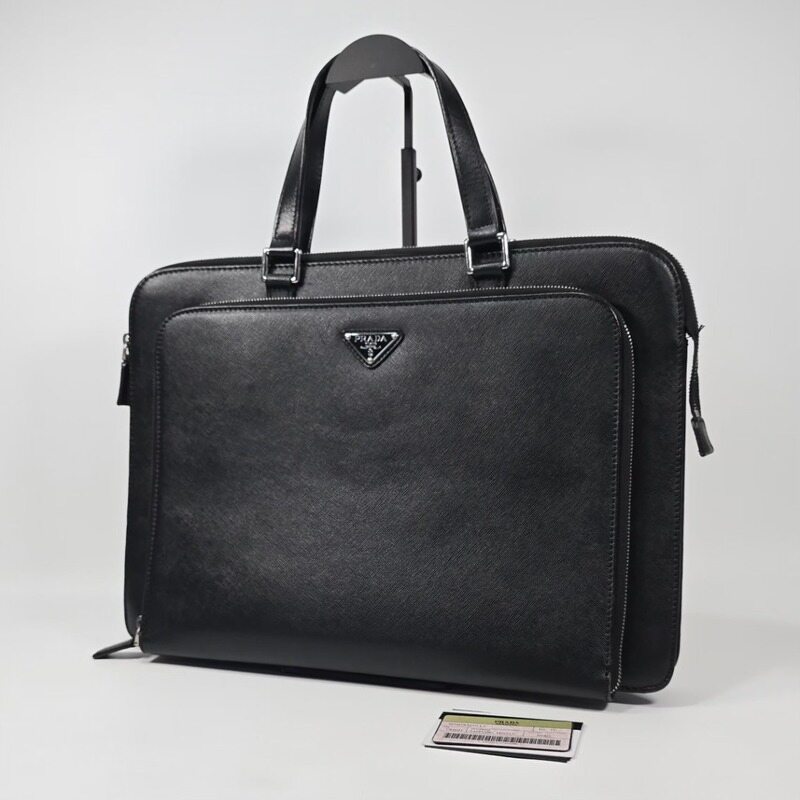 프라다 삼각로고 사피아노 브리프케이스 - Prada