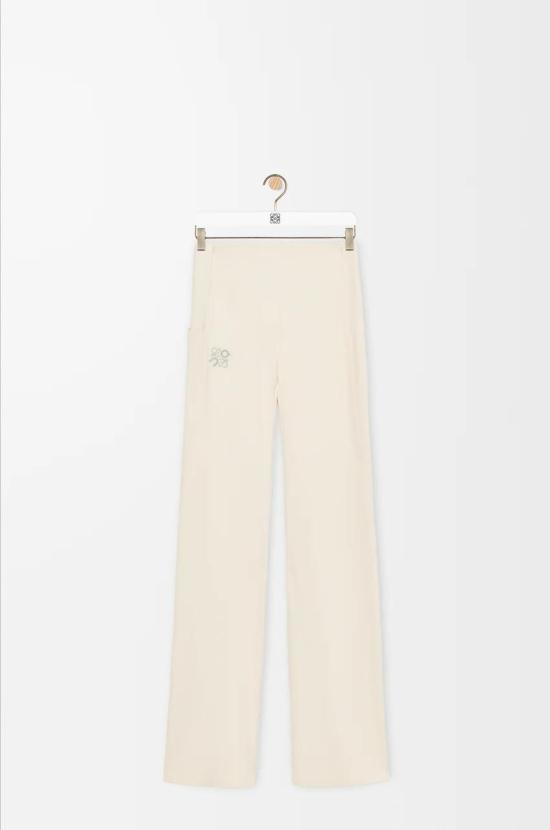 25FW 로에베 트레이닝 조거 팬츠 S929Y1JX032110 IVORY DOM - Loewe