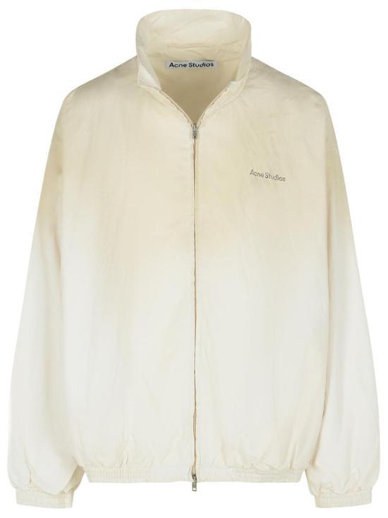 25FW 아크네 스튜디오 로고 지퍼 자켓 B90863DC6 DUSTY WHITE DOM - Acne Studios